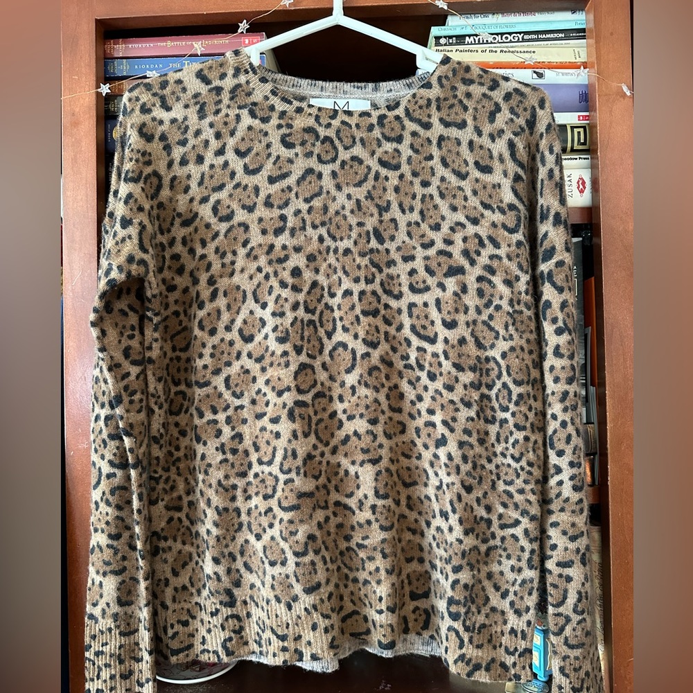 Magaschoni Womens 100% Cashmere Sweater. Leopard Print. Size S. Good Condition.